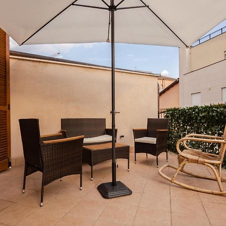 Sotto La Torre Apartment L'Aquila Exterior photo